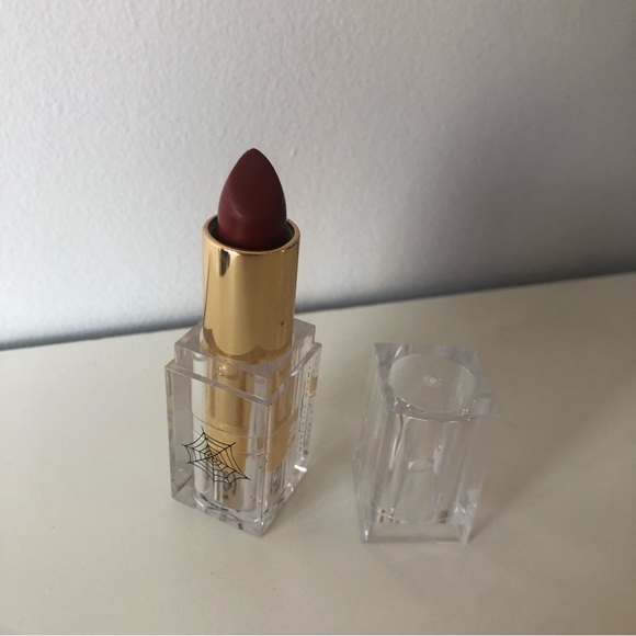 MAC x Charlotte Olympia lipstick - Picture 1 of 4